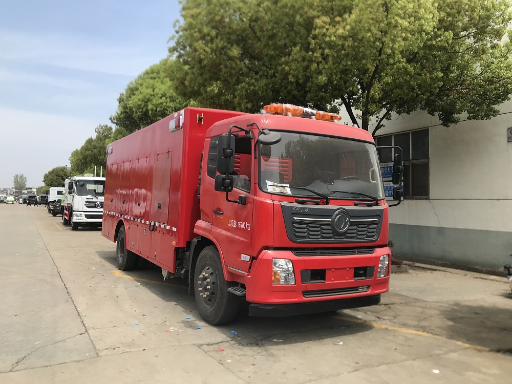 东风天锦工程防汛救险车图片2