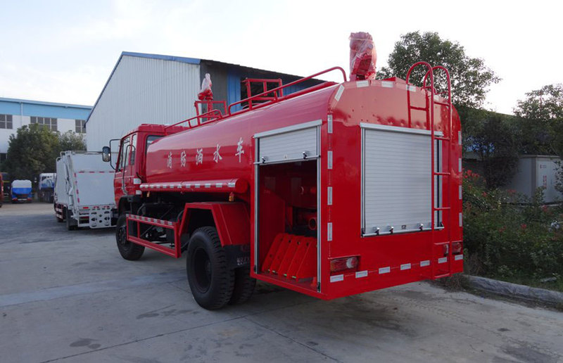 东风145消防洒水车10吨 出口专用车图片3